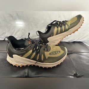 Keen Men’s Olive and Black Trail Sneakers